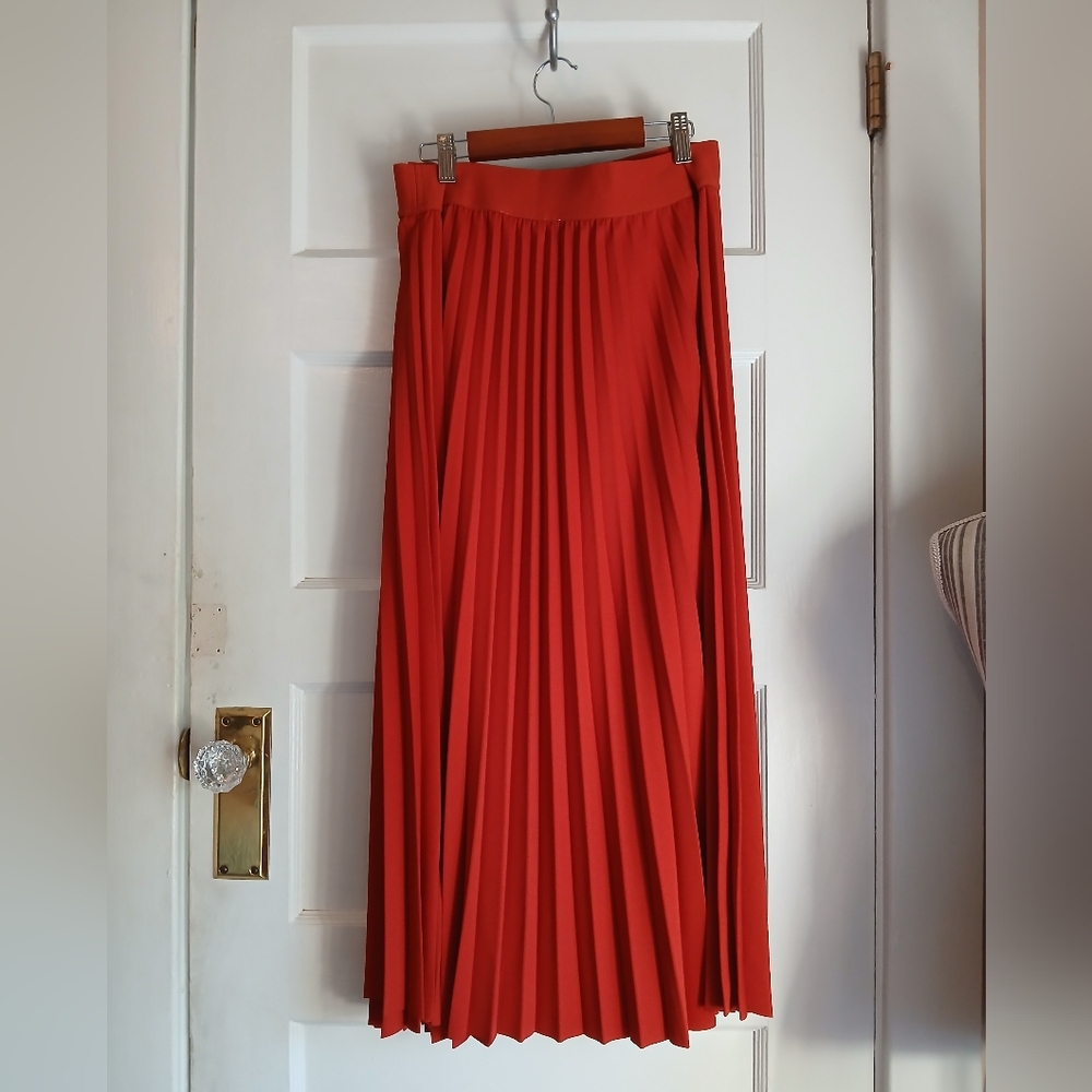 DR2 Red A-Line Midi Skirt with Asymmetrical Pleats - Picture 3 of 3